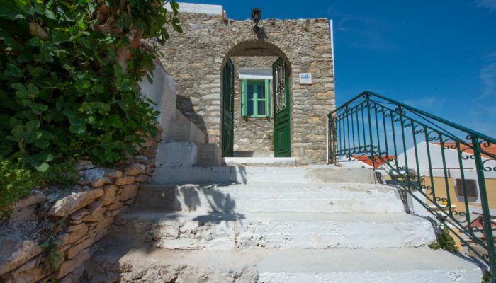 Kyklameno Apartment - Symi Holidays